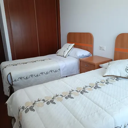 Atico Con 3 Habitaciones En Poio Esterno foto