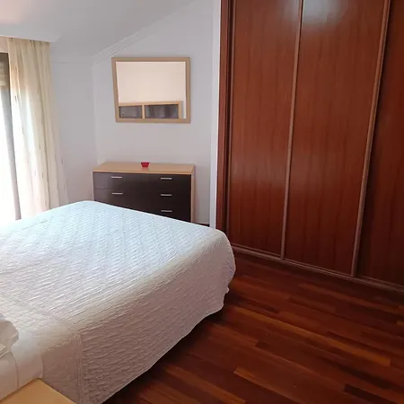 Atico Con 3 Habitaciones En Poio Esterno foto